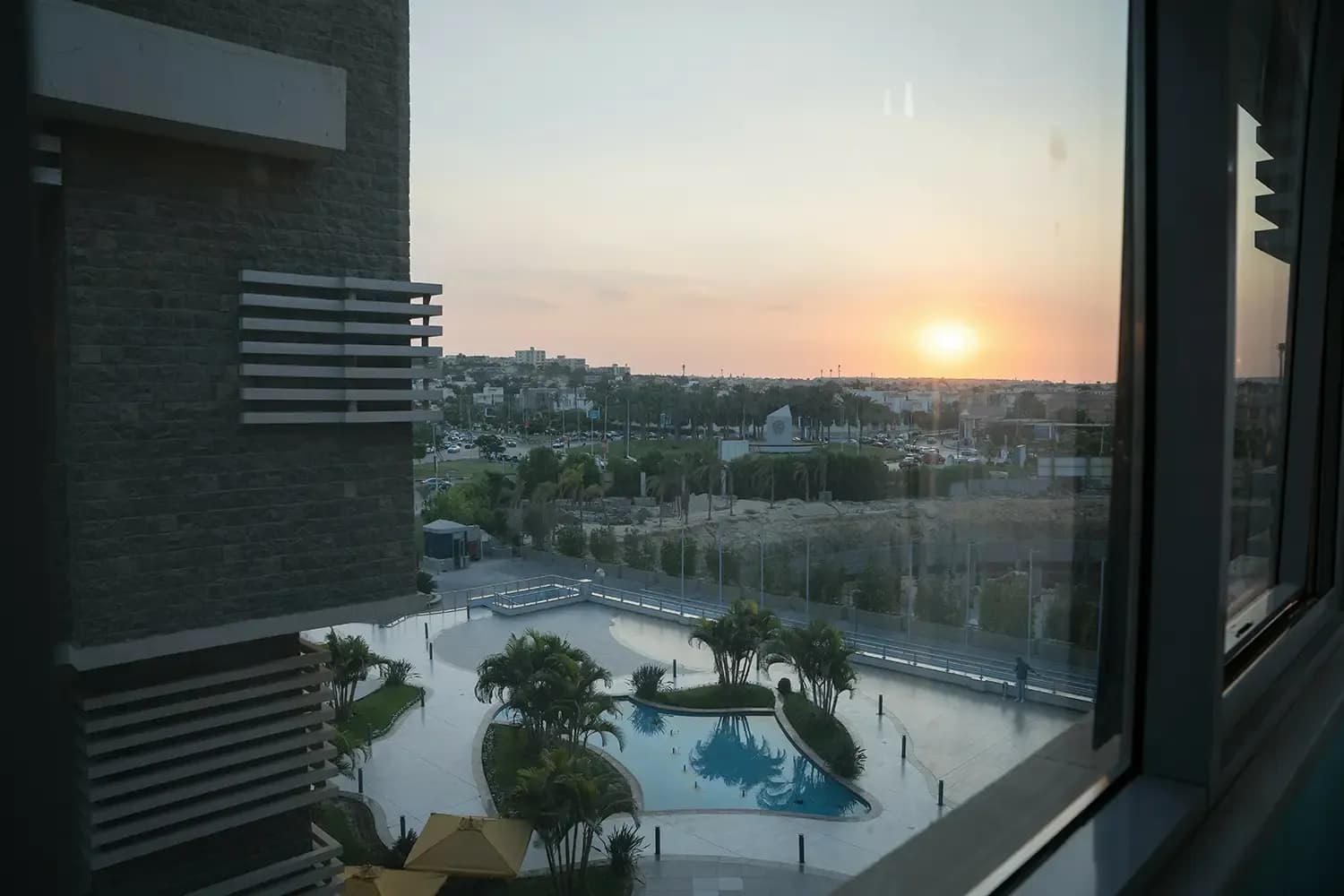 Dar El Oyoun Hospitals